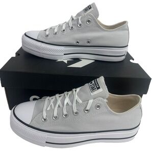 Converse Women's Chuck‎ Taylor All Star Lift Low  Platform Sneakers Size 9.5 New